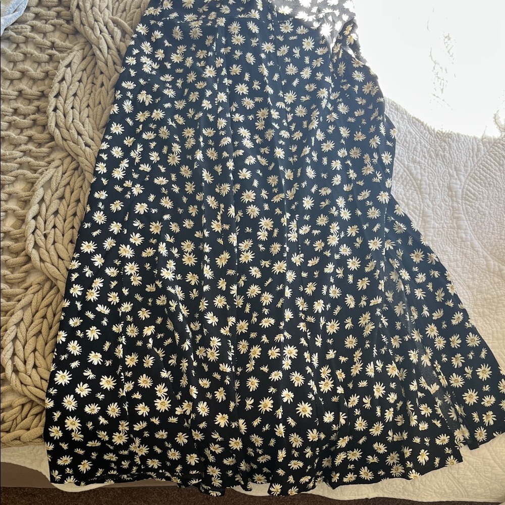 Zara Black A-Line Skirt with White Floral Pattern